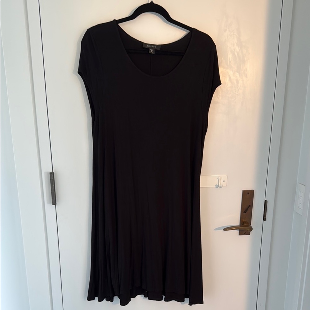 Karen Kane Maggie Trapeze Cap Sleeve Black Dress